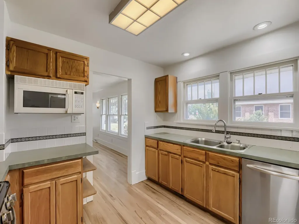 114 S 5th Avenue Brighton CO 80601