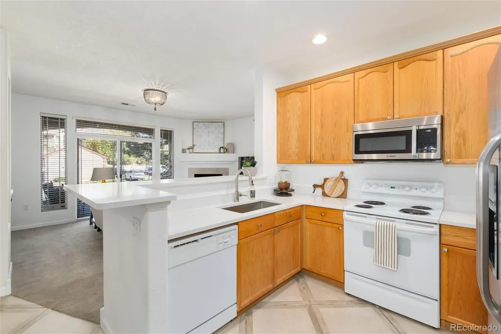 9568 W San Juan Circle Littleton CO 80128