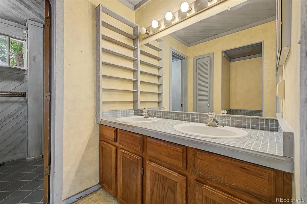 7938 S Depew Street Littleton CO 80128