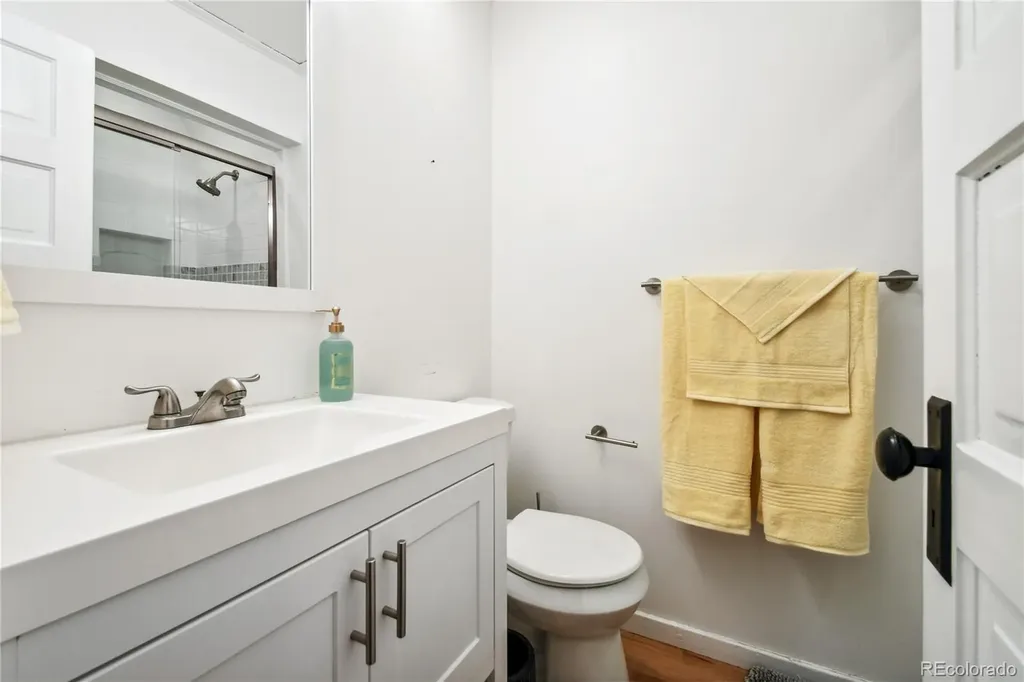 2551 W 34th Avenue Denver CO 80211