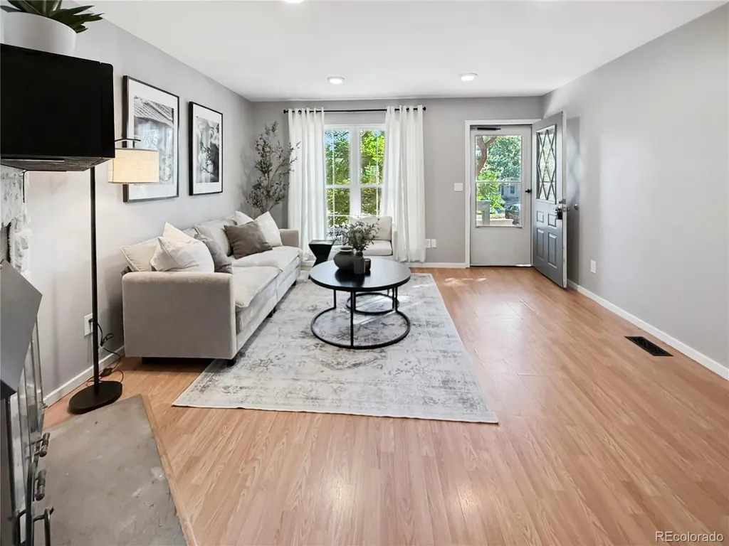 9978 W Cornell Place Lakewood CO 80227