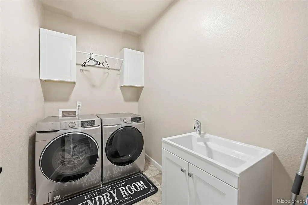 11775 Crestop Way Parker CO 80138