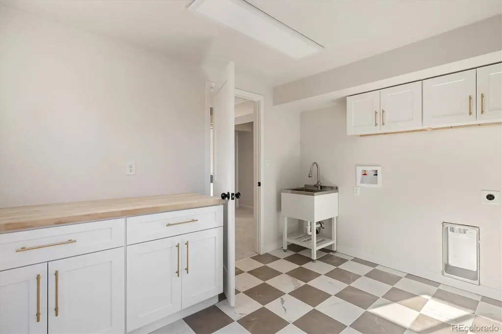 11820 W 30th Place Lakewood CO 80215