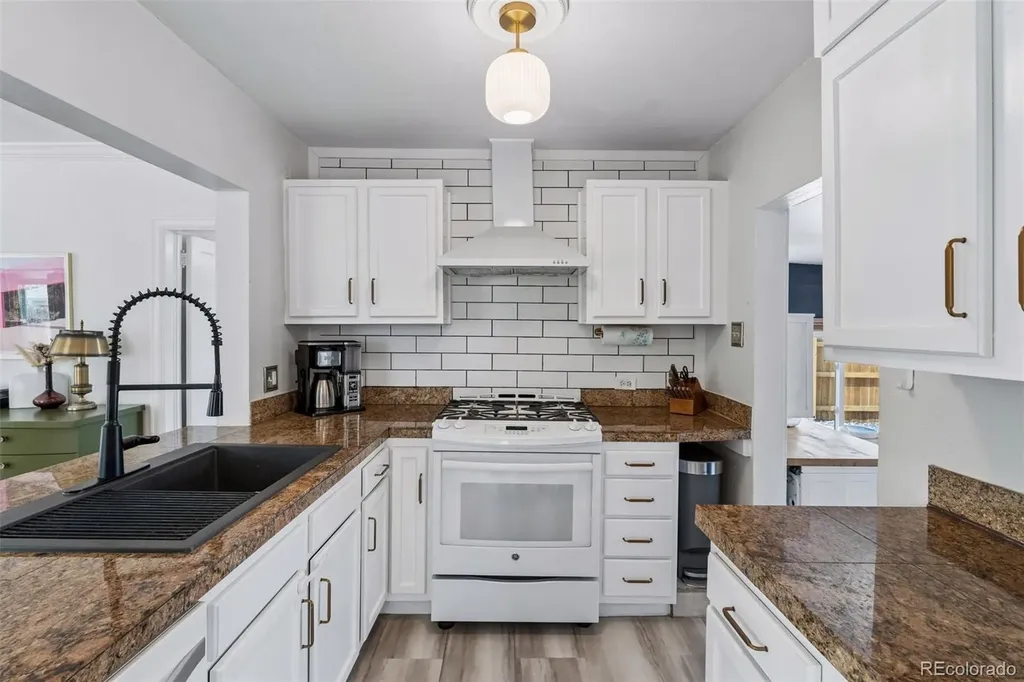 4860 Irving Street Denver CO 80221