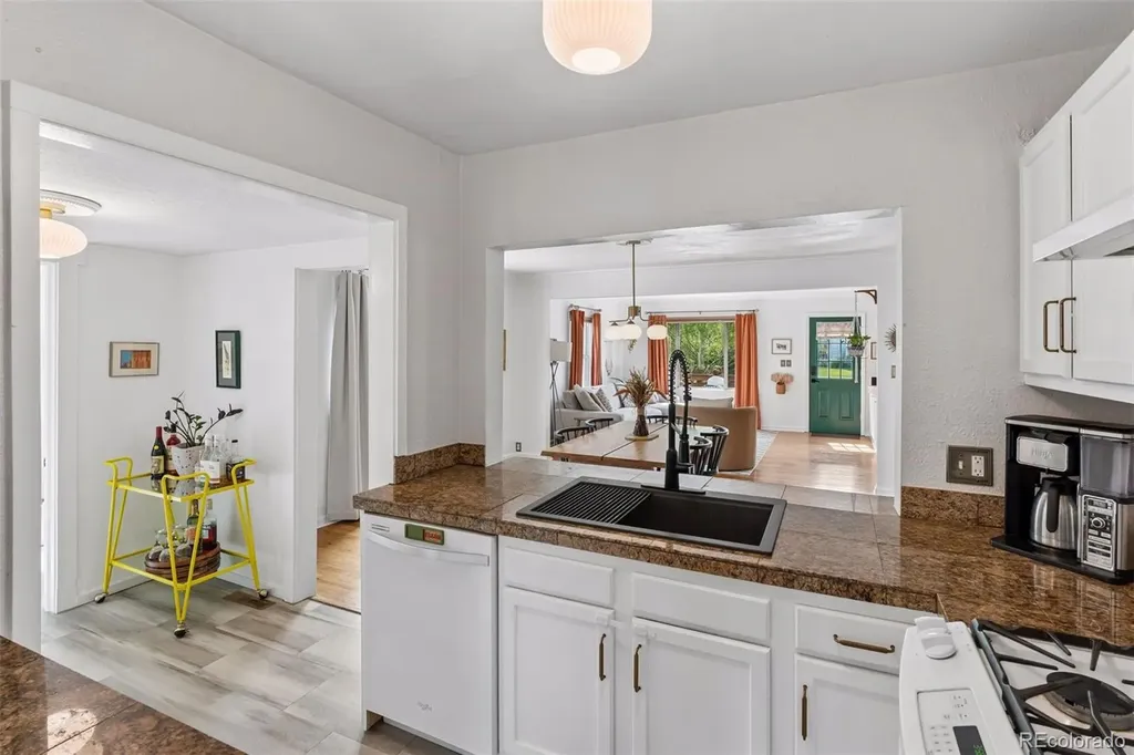 4860 Irving Street Denver CO 80221