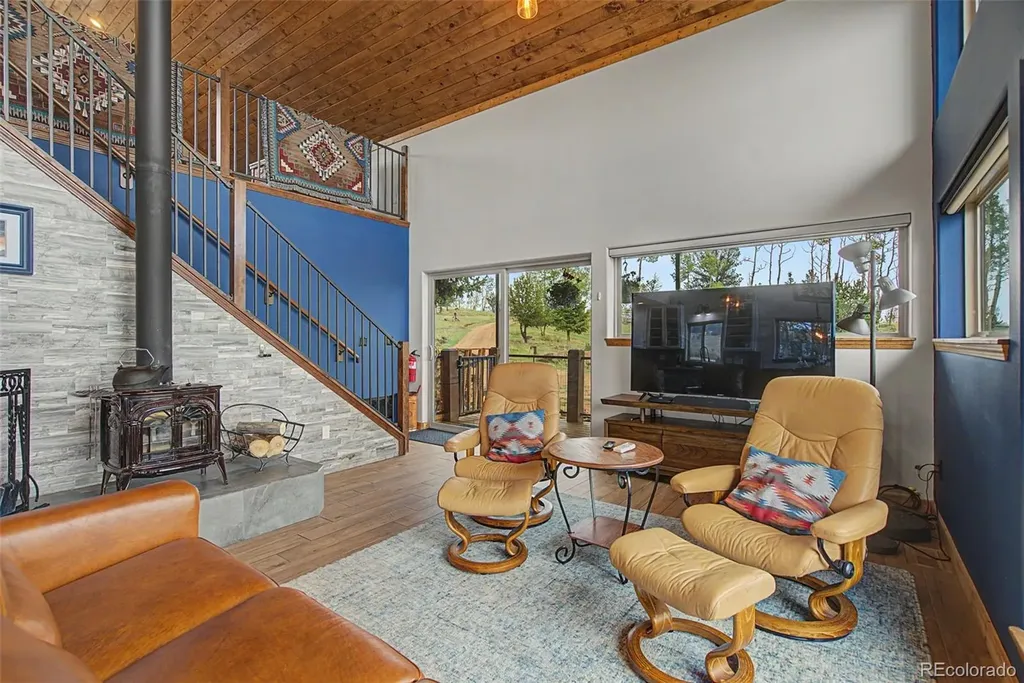 621 School House Hill Victor CO 80860
