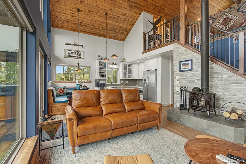 621 School House Hill Victor CO 80860