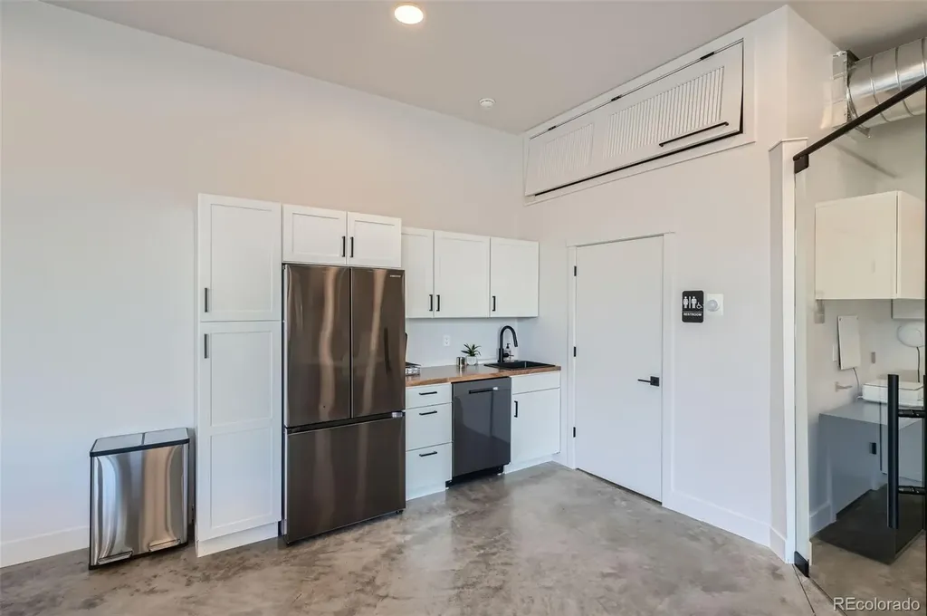 3335 N Downing Street Denver CO 80205