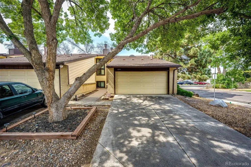 6505 W Mississippi Place Denver CO 80232