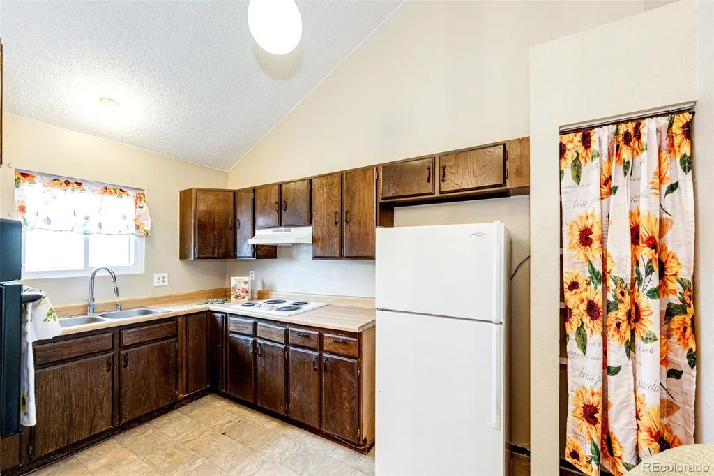 6505 W Mississippi Place Denver CO 80232