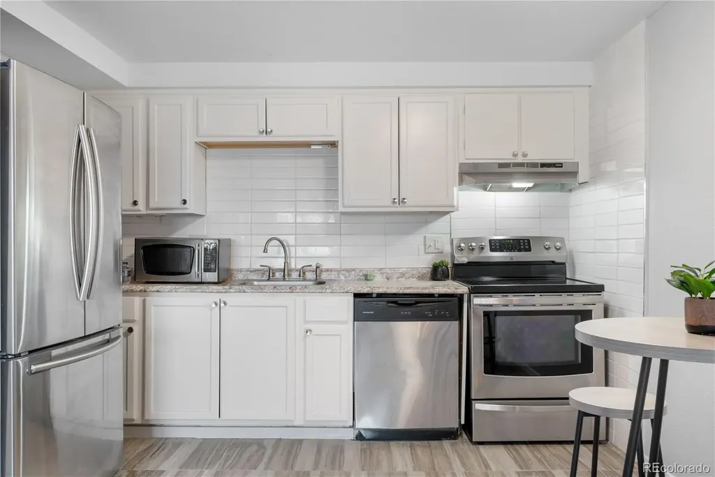 1306 S Parker Road Denver CO 80231
