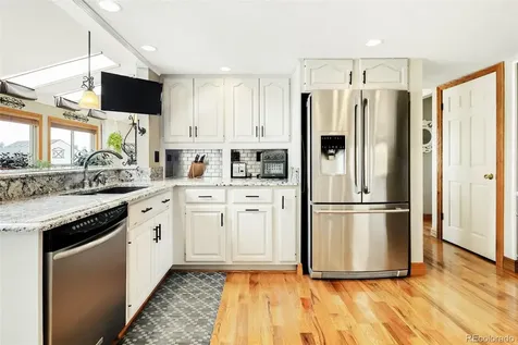 8475 W Fairview Avenue Littleton CO 80128