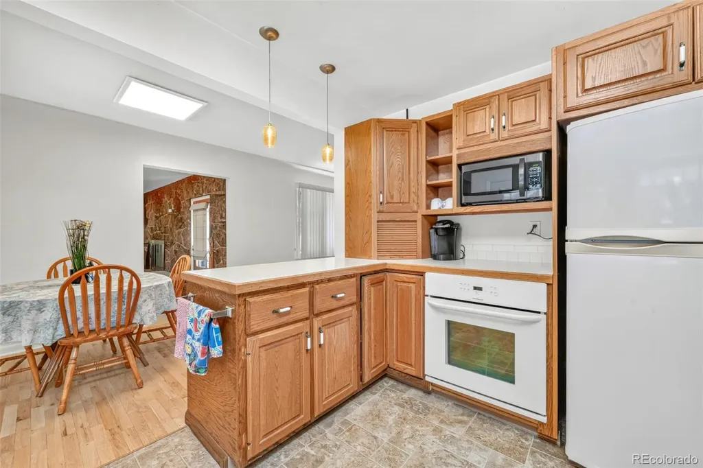 1420 Cherryvale Road Boulder CO 80303