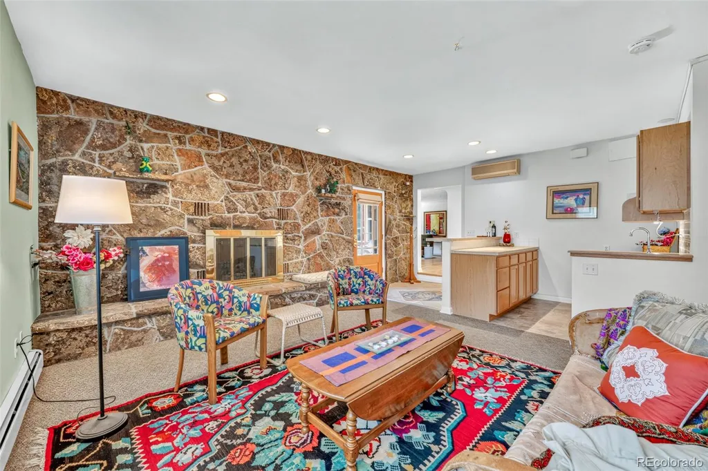 1420 Cherryvale Road Boulder CO 80303