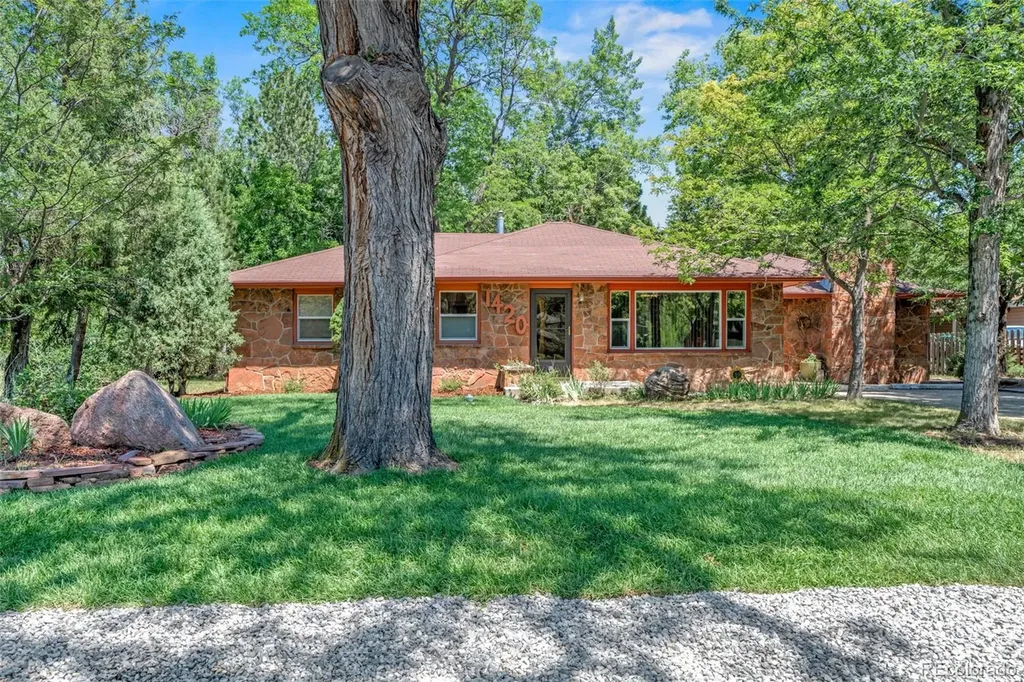 1420 Cherryvale Road Boulder CO 80303