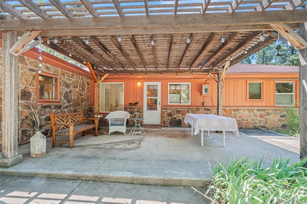 1420 Cherryvale Road Boulder CO 80303