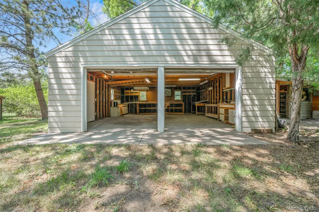 1420 Cherryvale Road Boulder CO 80303