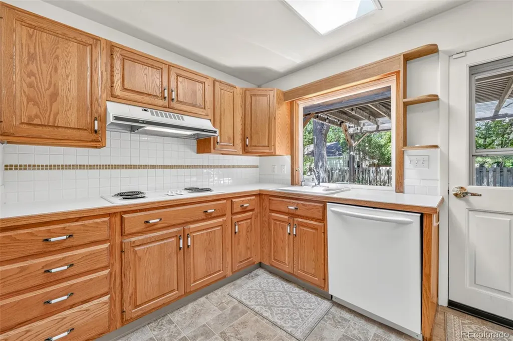 1420 Cherryvale Road Boulder CO 80303