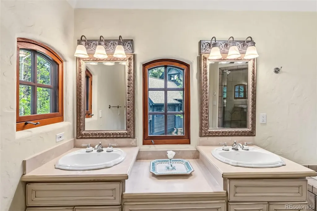 54 Boulder Circle Breckenridge CO 80424