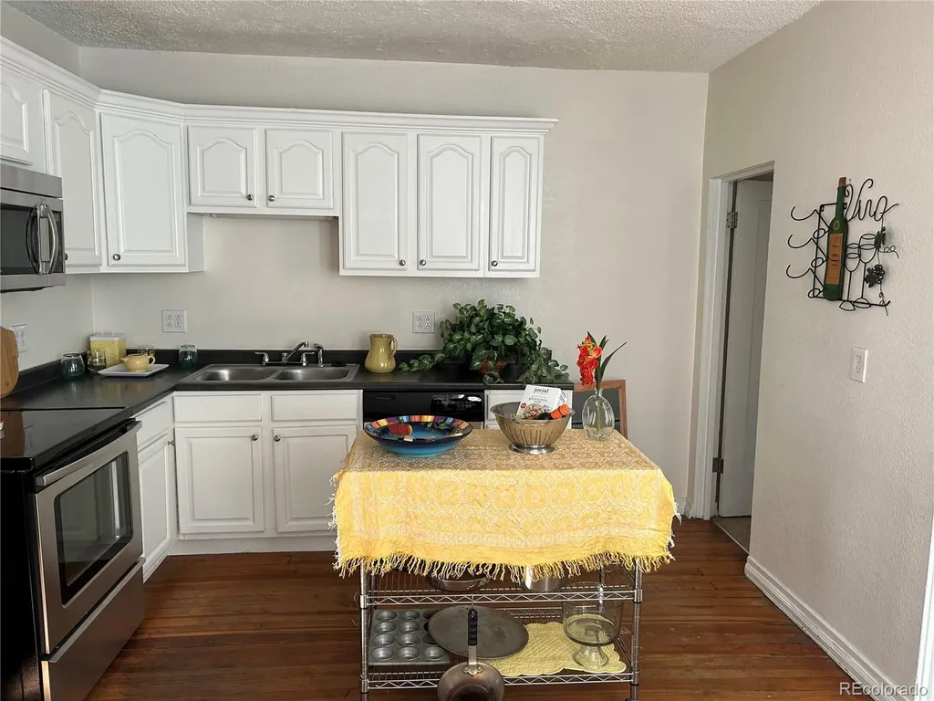 208 S Lincoln Street Denver CO 80209