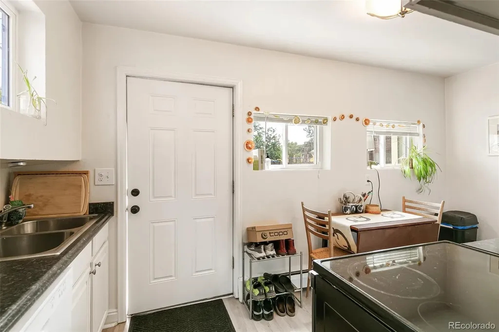 208 S Lincoln Street Denver CO 80209