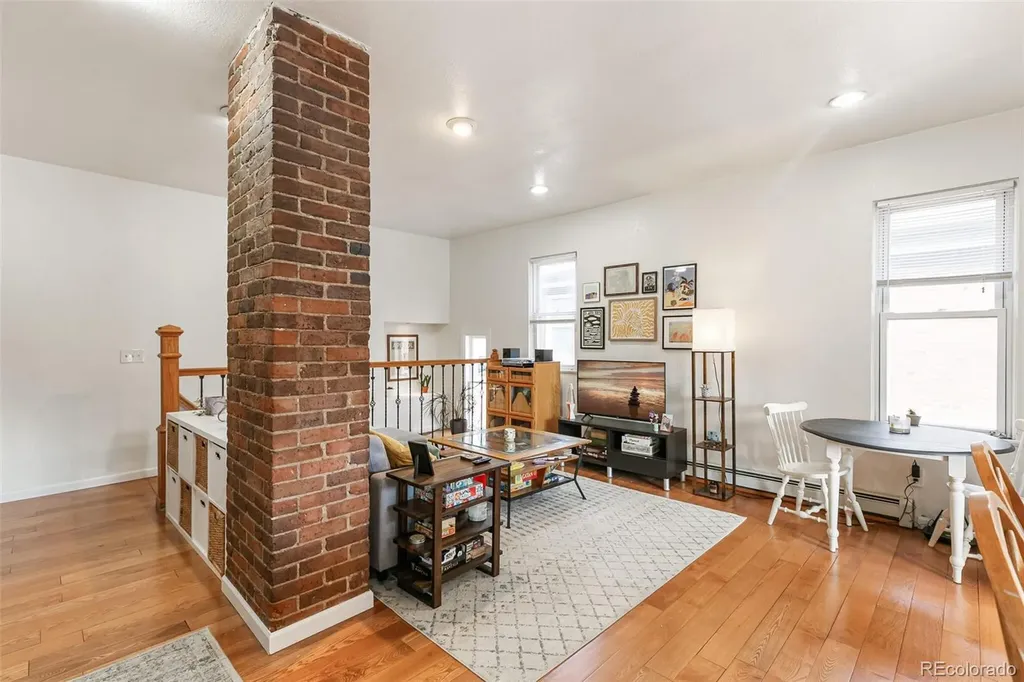 208 S Lincoln Street Denver CO 80209
