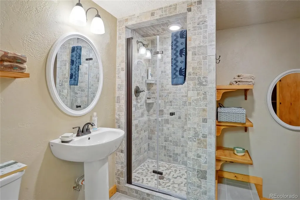 25 Cottonwood Trail La Veta CO 81055