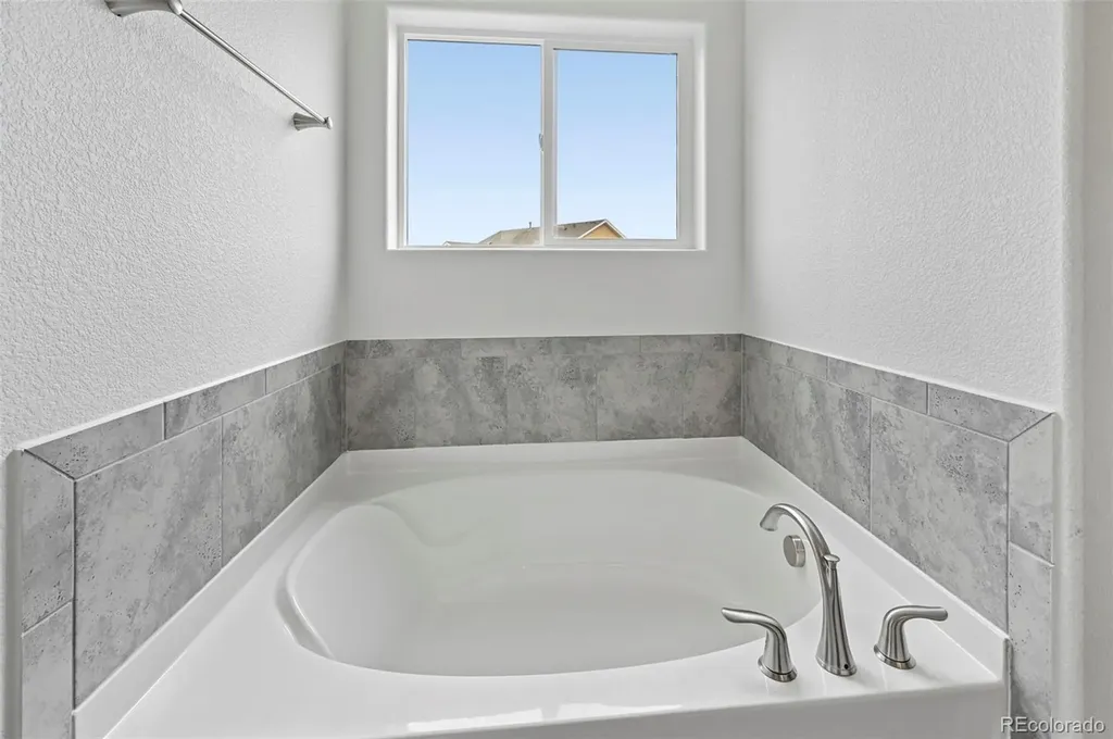 6007 Wendy Stream Way Colorado Springs CO 80924