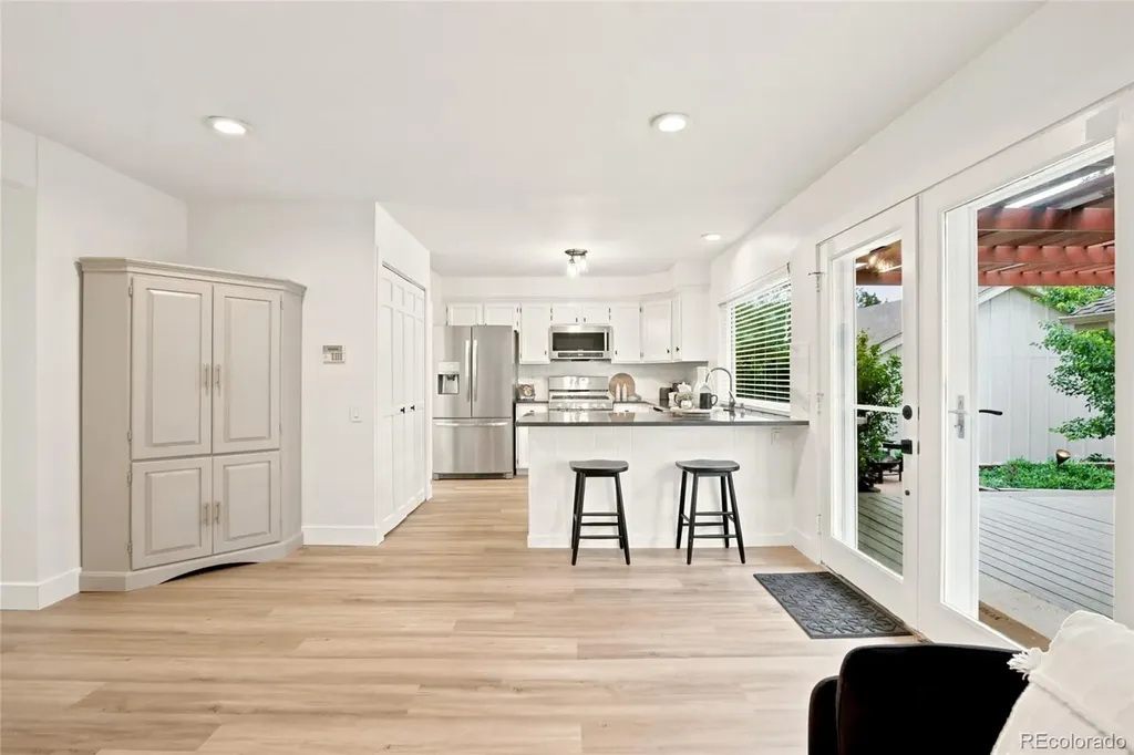 7572 S Rosemary Circle Englewood CO 80112