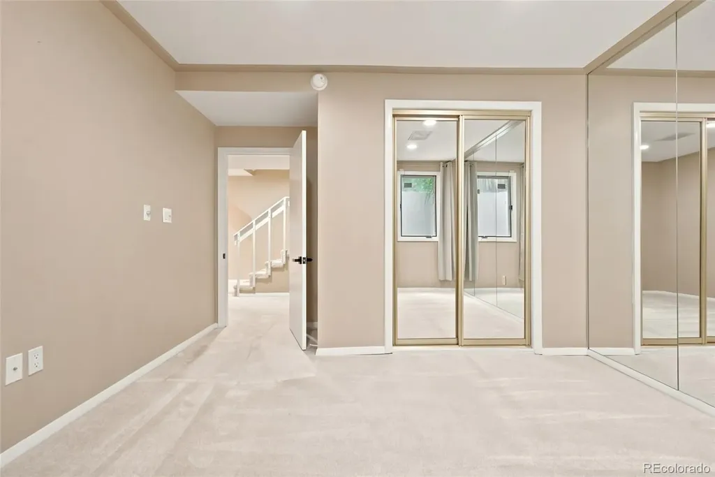7572 S Rosemary Circle Englewood CO 80112