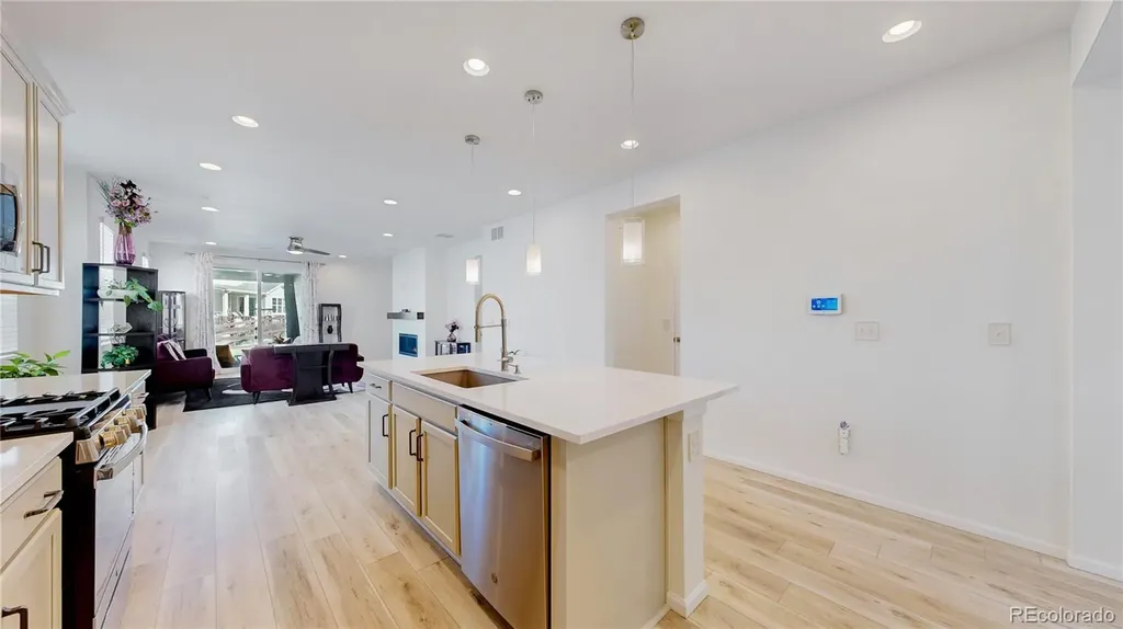 26 S Undergrove Street Aurora CO 80018