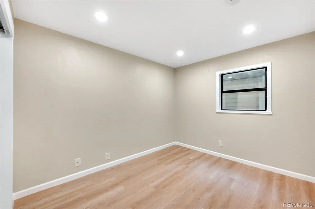 12043 W Cross Drive Littleton CO 80127