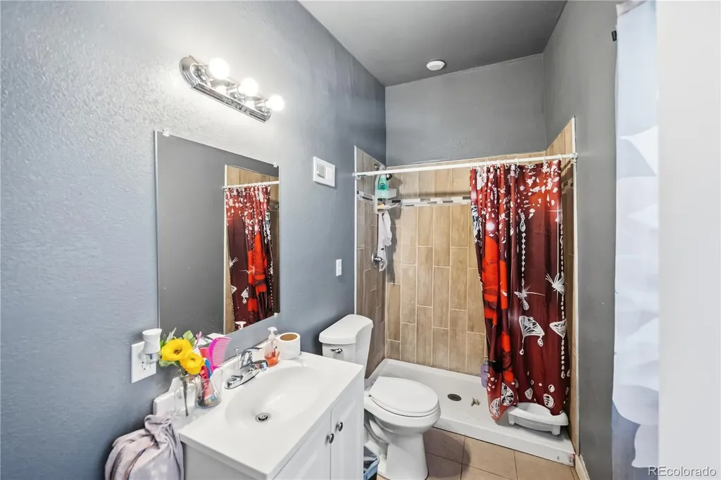 3132 N Downing Street Denver CO 80205