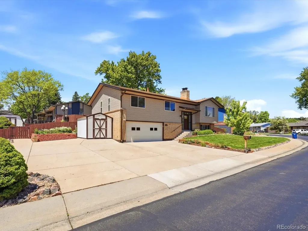 1947 S Xenon Street Lakewood CO 80228