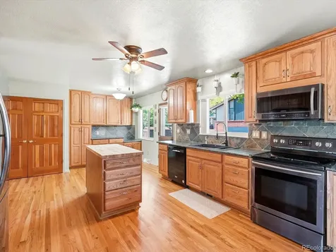 1947 S Xenon Street Lakewood CO 80228