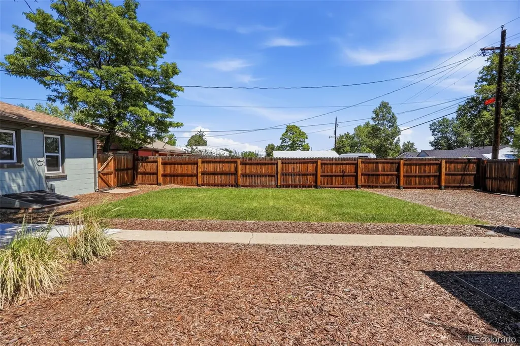 3710 N Madison Street Denver CO 80205