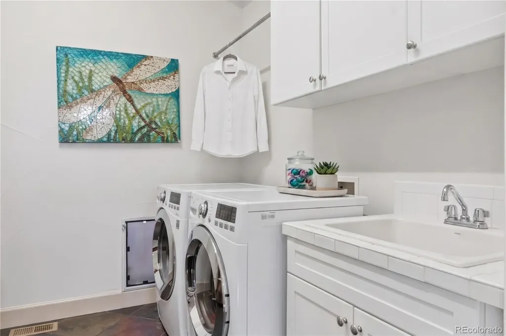 2335 N Glencoe Street Denver CO 80207