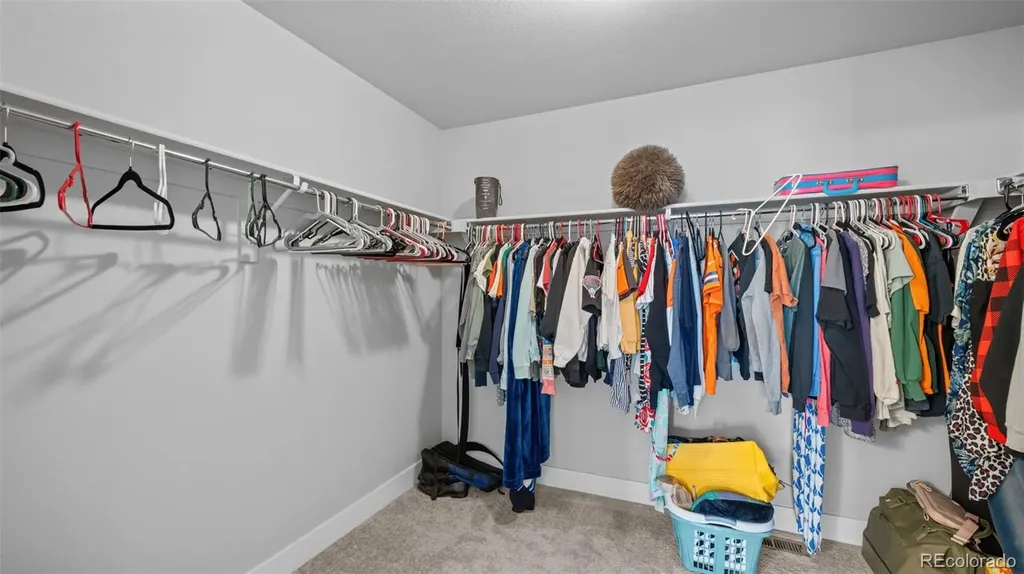 6205 Sherwood Avenue Frederick CO 80504