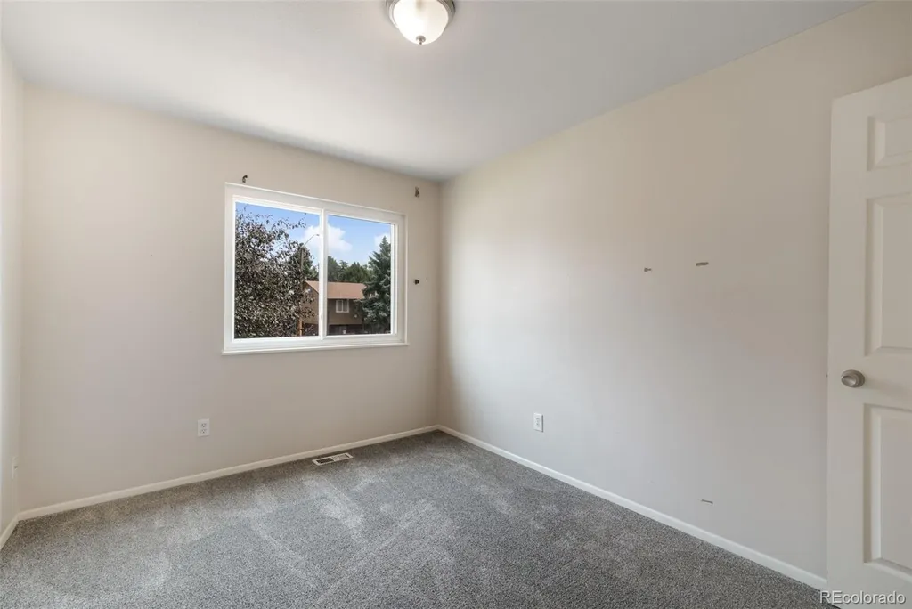 6635 Ocean Avenue Colorado Springs CO 80911