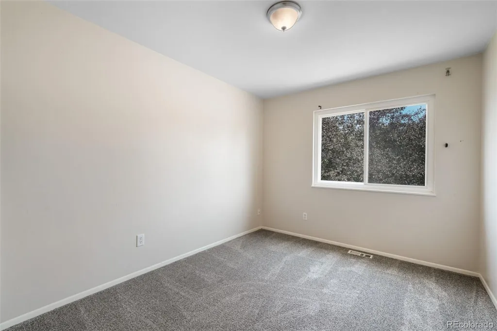 6635 Ocean Avenue Colorado Springs CO 80911