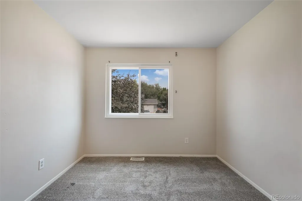 6635 Ocean Avenue Colorado Springs CO 80911