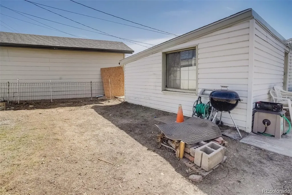 6750 Clermont Street Commerce City CO 80022