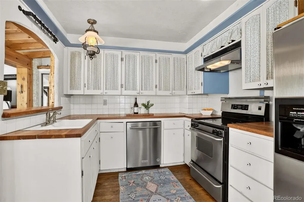 28942 Shadow Mountain Drive Conifer CO 80433