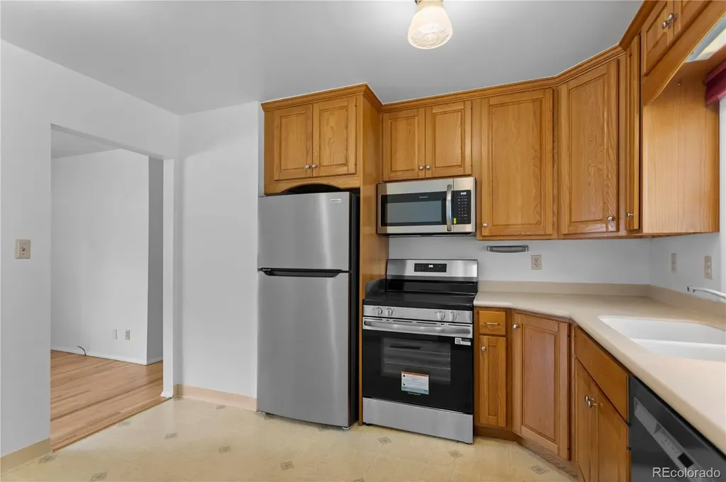 1701 Kingsley Drive Colorado Springs CO 80909