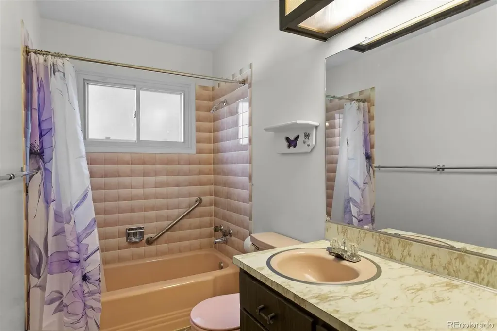 1701 Kingsley Drive Colorado Springs CO 80909
