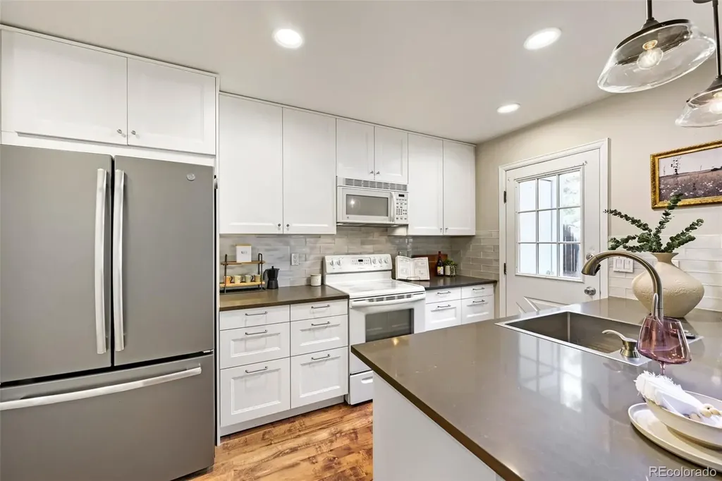 8271 W 90th Place Broomfield CO 80021