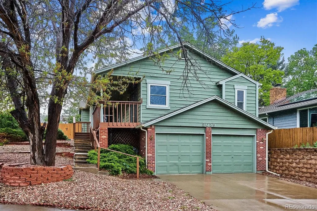 8039 S Newport Court Centennial CO 80112