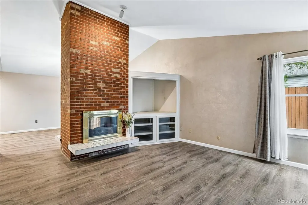 8039 S Newport Court Centennial CO 80112