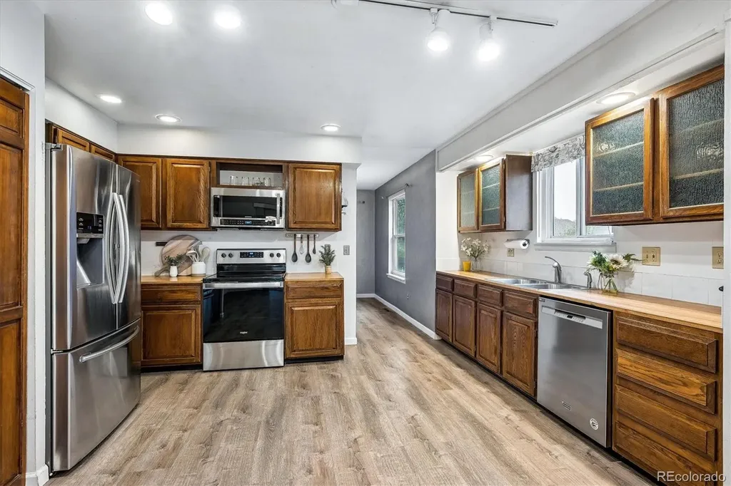 8039 S Newport Court Centennial CO 80112
