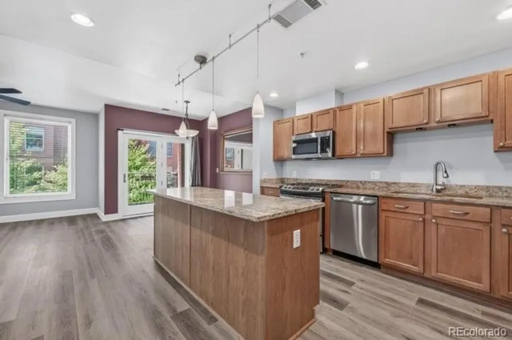 1631 N Emerson Street Denver CO 80218